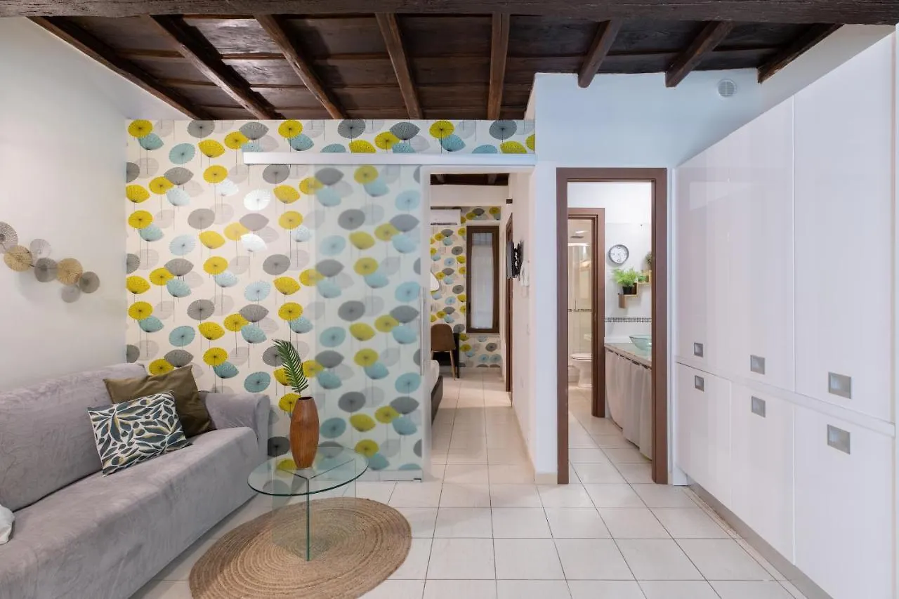 Iflat Colosseo Flower Studio Rom